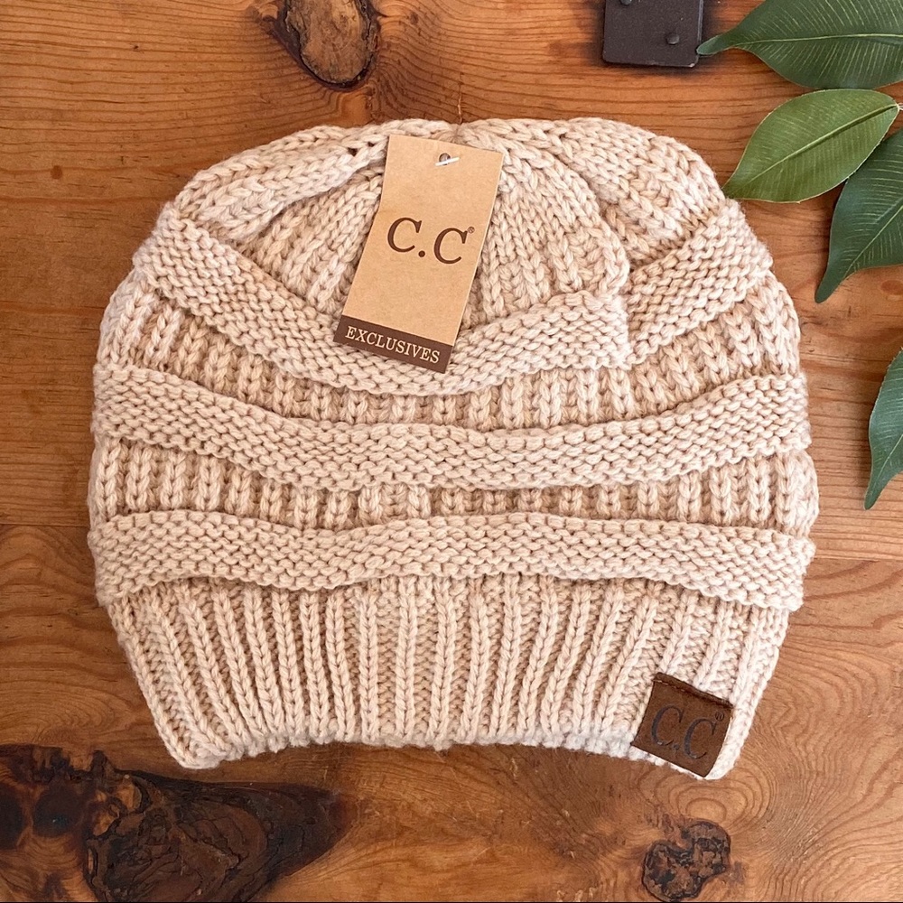 💓 Beige CC Beanie